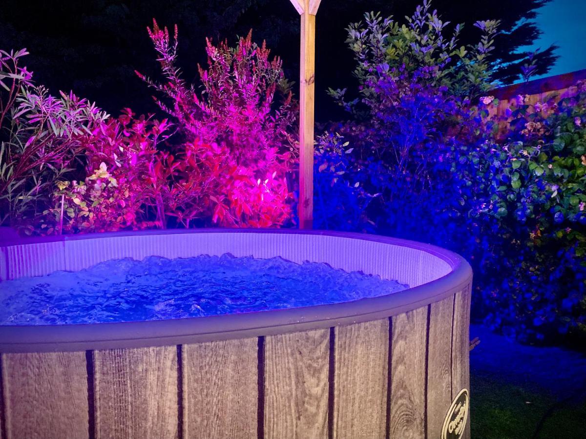 Remarkable 3-Bed Hot Tub House In Μπλάκπουλ Εξωτερικό φωτογραφία